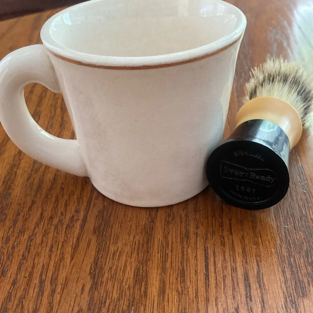 American Vintage boar’s hair